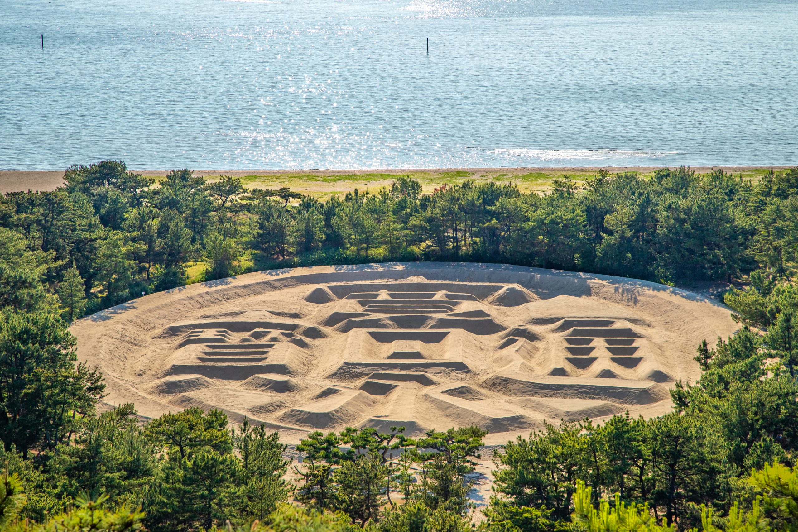 香川県観音寺市「銭形砂絵」の不思議！一度は見ておきたい金運＆長寿のパワースポット