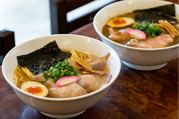 讃岐らぁ麺いりこセンター
